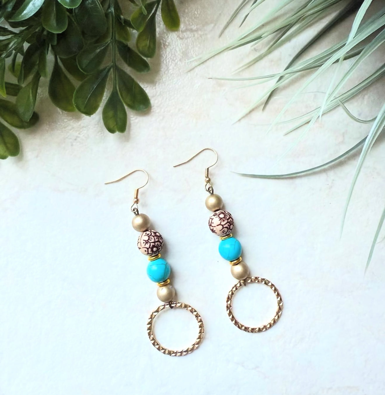 Turquoise neutral